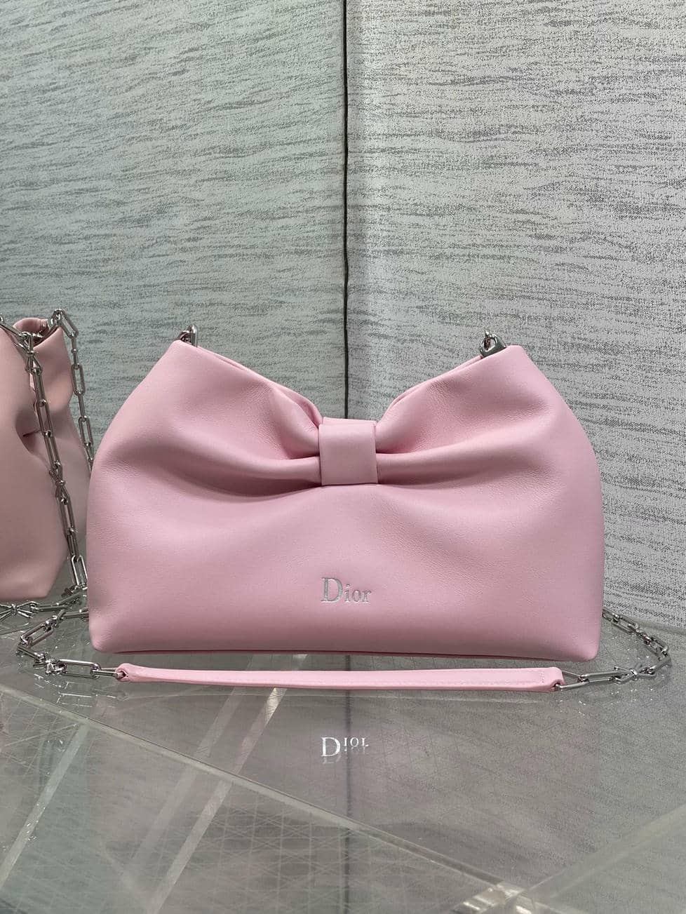 Dior-LAMBSKIN 001